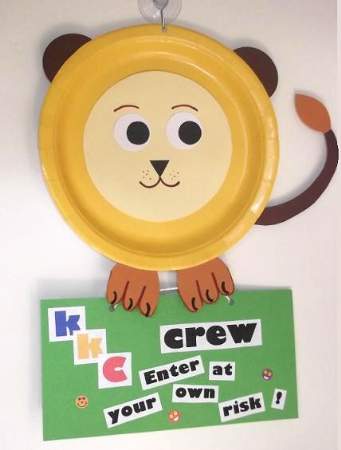 paper plate lion with door tag 2
